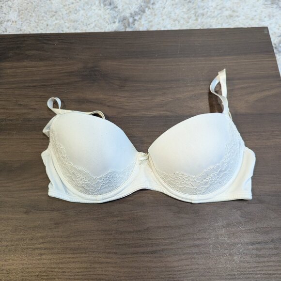 Bundle - TWO Candie's 34B Demi Bras - Picture 7 of 10